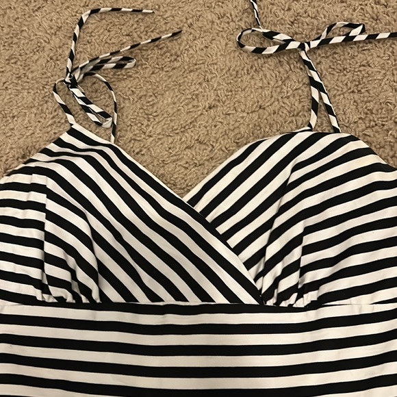 Spaghetti strap dress size 12 - Picture 2 of 3
